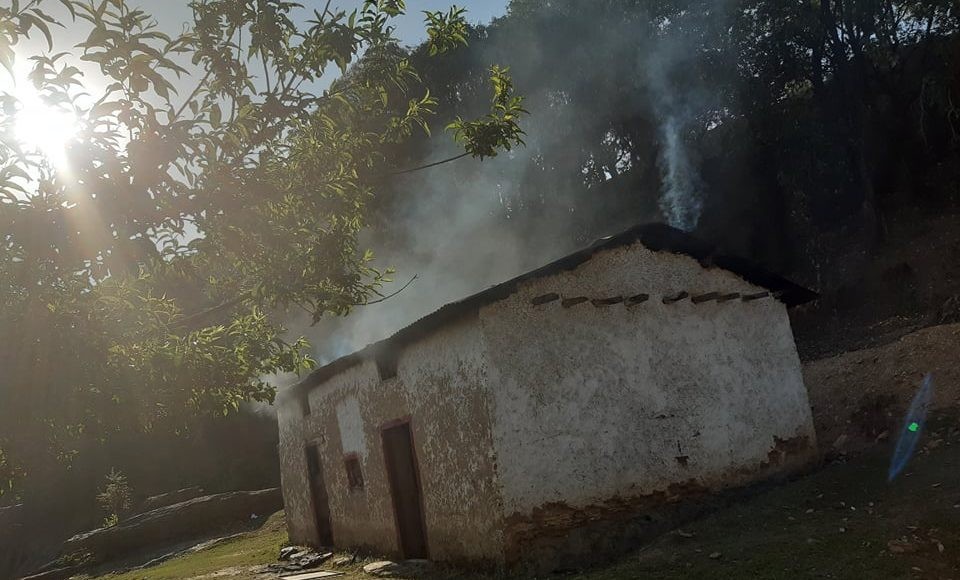 डोटीको  बडीकेदार गाउँपालिका वडा नम्बर ४ मान्नाकापडीको वडा कार्यालय मा आगजनी