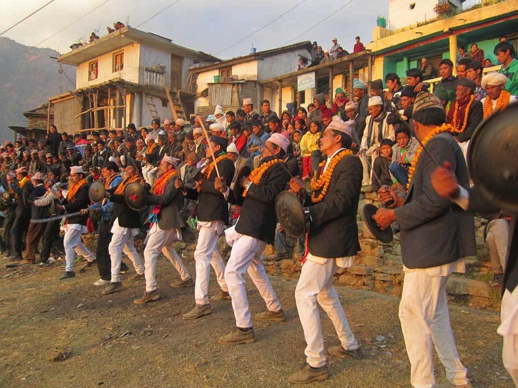 सुदूरपश्चिममा पुरानो युद्धकला जगेर्ना गर्ने भुँवाखेल शुरु