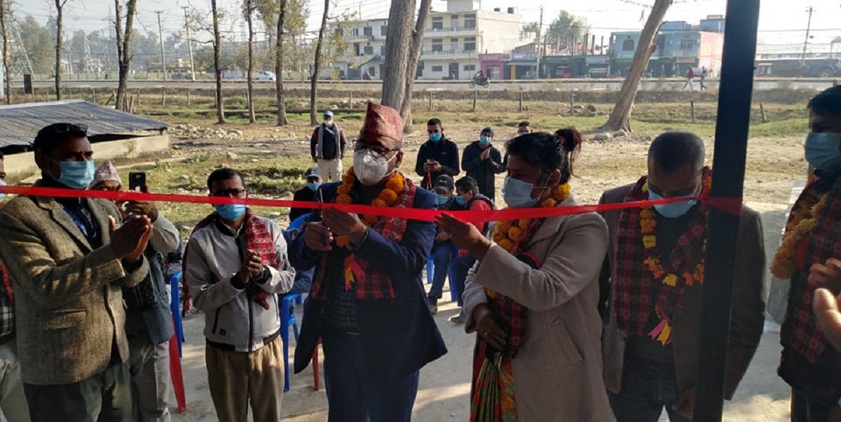 गोदावरी नगरपालिकमा एकैदिन आरोग्य सेवा केन्द्र र शहरी स्वास्थ्य क्लीनिक संचालनमा