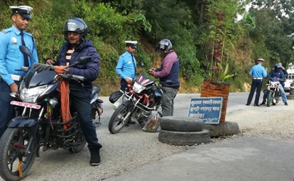 डोटीमा राजश्व सङ्कलनमा वृद्धि, दुर्घटनामा कमी