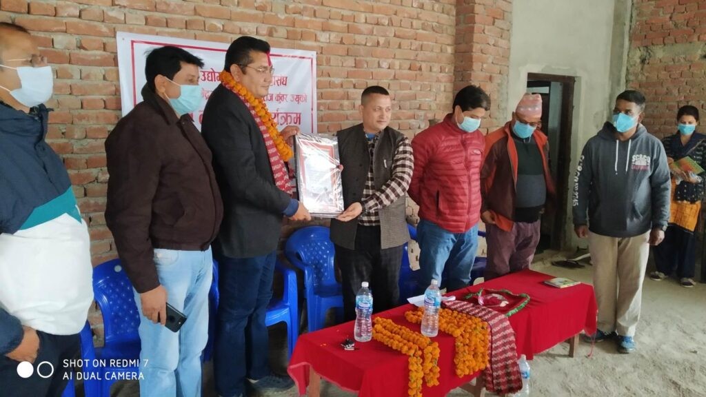 केन्द्रिय सदस्यमा निर्बाचित पुष्प राज कुँवरलाई अत्तरियामा  स्वागत सम्मान