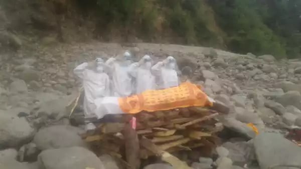 मृतकको शव सेनाद्वारा व्यवस्थापन