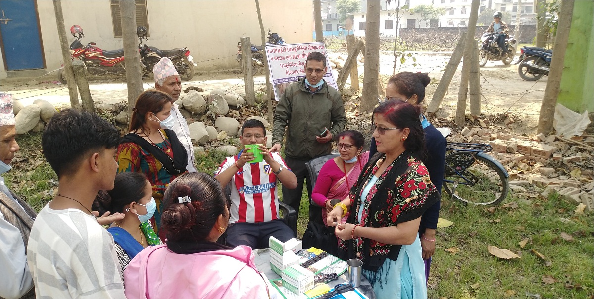 गोदावरीमा पहिलो दिन आज करिब १० हजारले हात्तीपाइले रोगविरुद्धको औषधि खाए