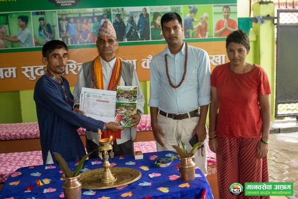 गाेदावरी- ६ बस्ने अवस्थीले मनाए मानबसेवा आश्रममा आफ्नो ७९ ओै जन्मदिन