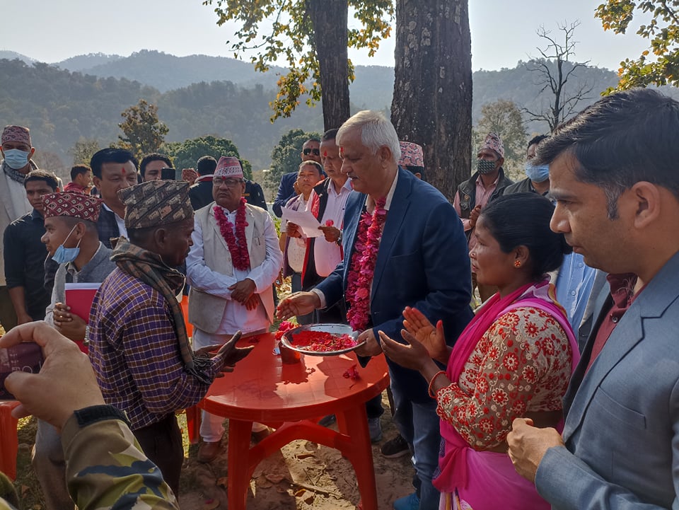 गोदावरी १२ मा ३५ जना एमाले प्रवेश