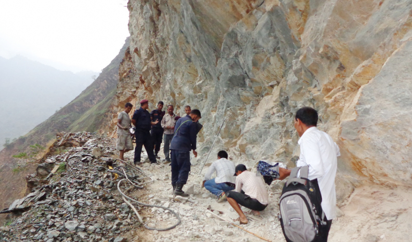 महाकाली करिडोरको काम कछुवा गतिमाः रुख कटान प्रमुख समस्या