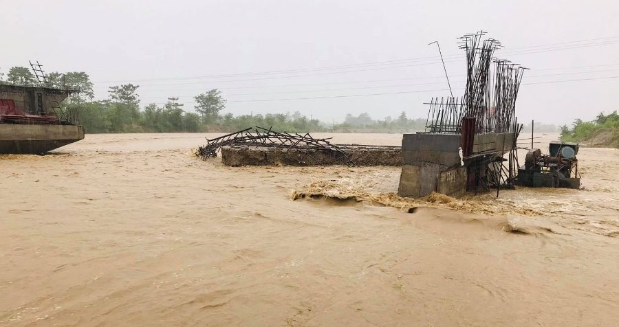 अछामका बाढी प्रभावितको गुनासो ,  न राहत पाइयो न जग्गा रह्यो !