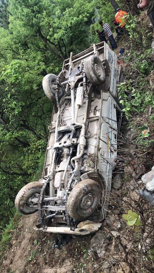 दार्चुलामा जीप दुर्घटना हुँदा चालक सामान्य  घाइते