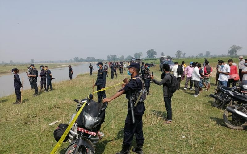 प्रहरी असईको हत्यामा संलग्न भएको आशंकामा ११ जना प्रहरी नियन्त्रणमा