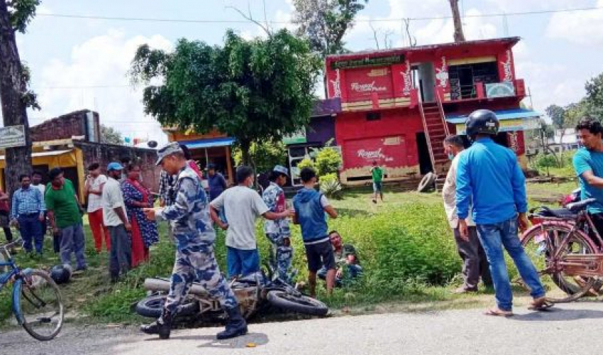 कञ्चनपुरमा मोटरसाइकल दुर्घटना हुँदा दुईजना घाइते 