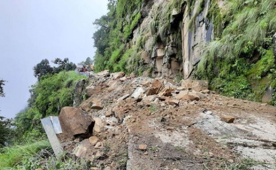 अवरुद्ध भीमदत्त राजमार्ग खुल्यो