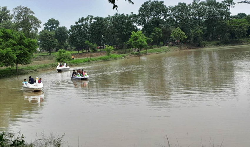 पर्यापर्यटन प्रवर्द्धन गर्न कञ्चनपुरको बेलौरीमा वाटर बोट सञ्चालनमा