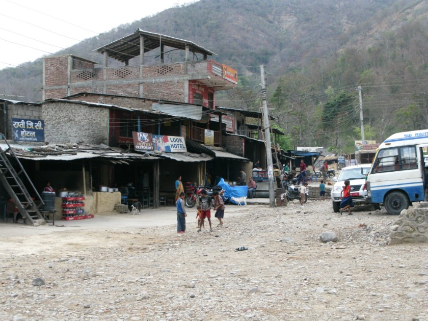 कैलालीको बहुचर्चित कटासे  हाटबजारको अस्तित्व हराउँदै