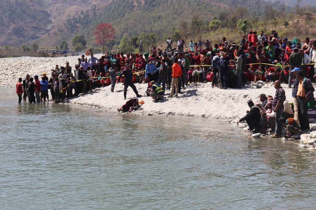 कर्णाली नदीमा हाम फालेकी सुकीका श्रीमानविरुद्ध मुद्दा दर्ता