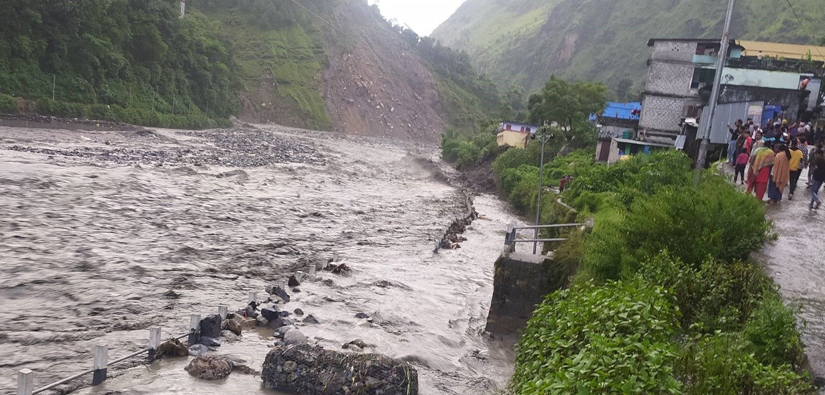 दार्चुलामा बाढीले बगाएर बेपत्ता एक पुरुषको शव फेला