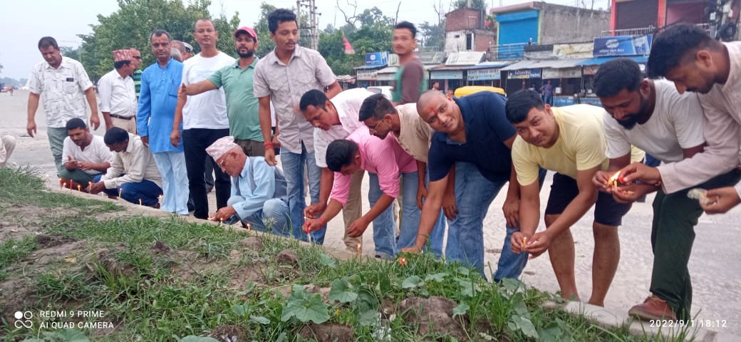 स्व. नेता गिरी को सम्झना मा दिप प्रज्वलन