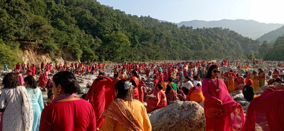 ऋषिपञ्चमी पर्व आज हिन्दु नारीहरुले सप्त ऋषिको पूजा आराधना गरी मनाउँदै