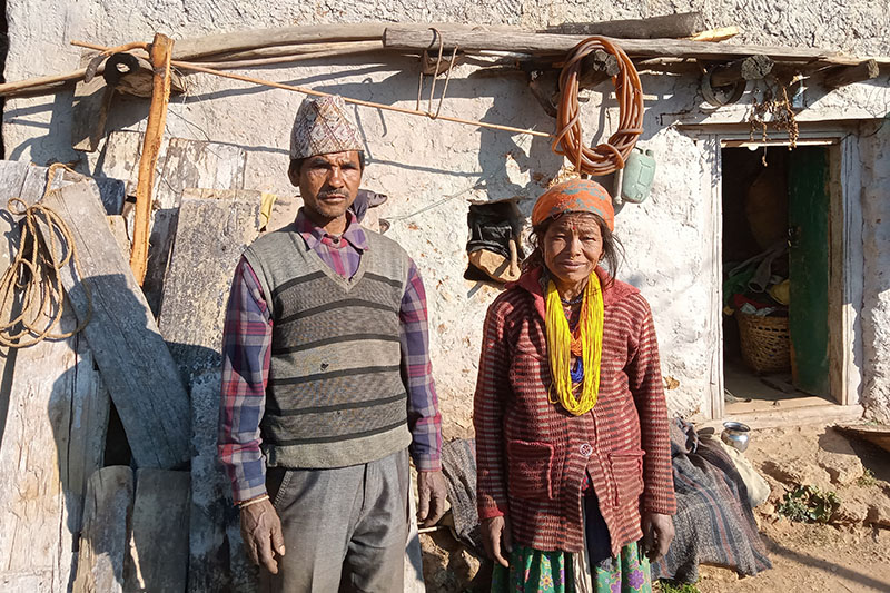 बझाङमा अशिक्षा र गरिबीको दूरावस्था, २६ वर्षमा १२ सन्तान !